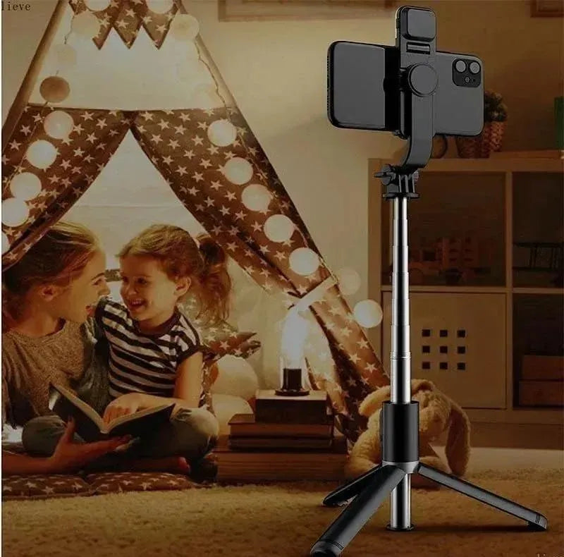 Portable Selfie Stick for Phone – Lightweight, Durable & Travel-Friendly